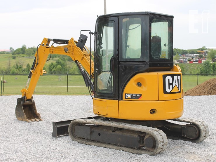 caterpillar-303.5e2-cr-image-3