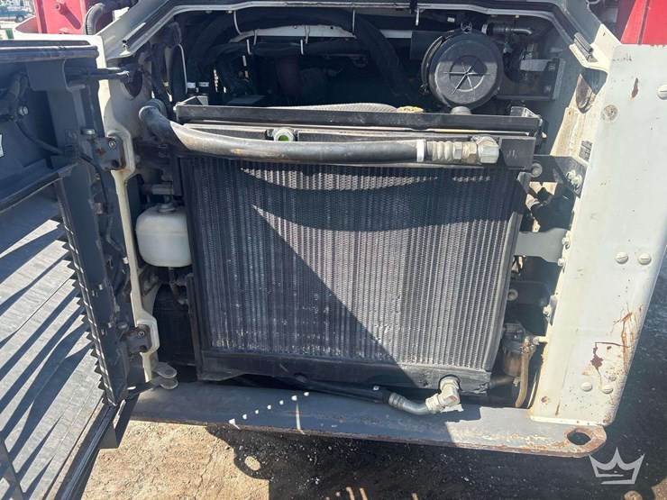 2020-takeuchi-tl10v2-image-8