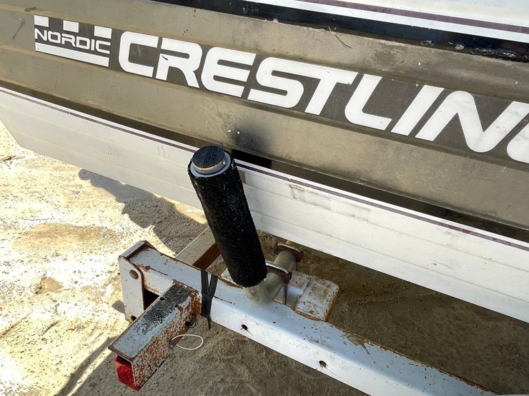 #2000-•-1986-crestliner-nordic-17'-boat-(has-wi-title)-image-88