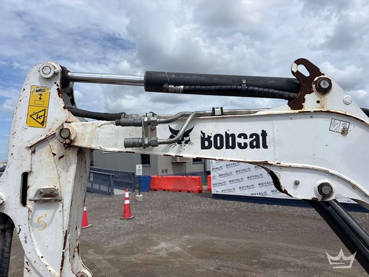 2020-bobcat-e26-image-18