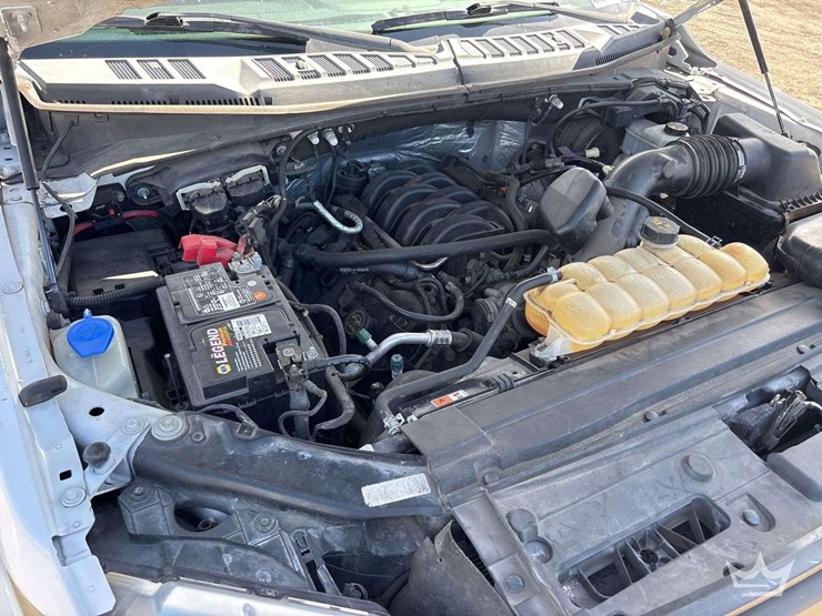 2017-ford-f150-image-8