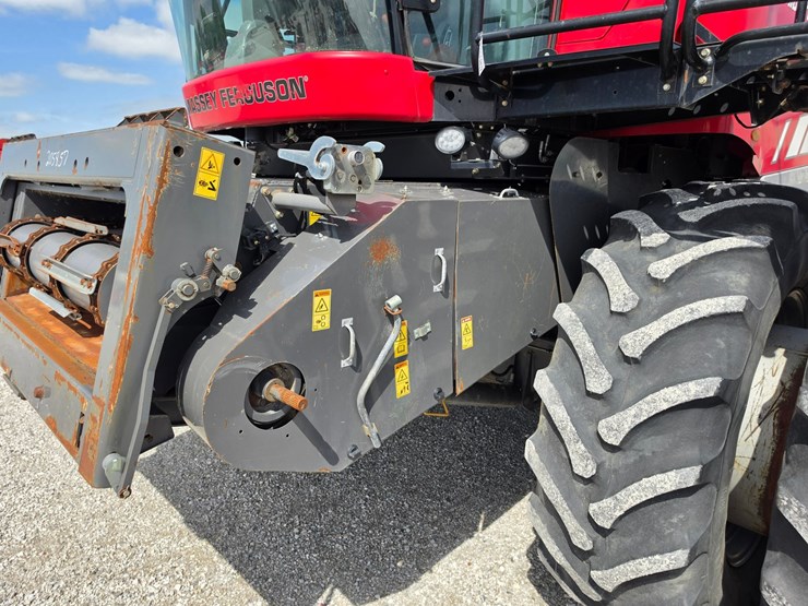 2013-massey-ferguson-9560-image-5