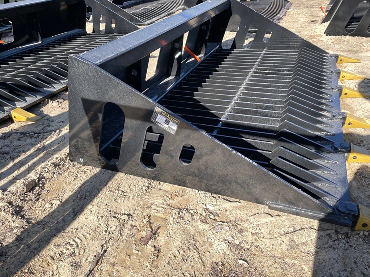 #2343-•-new-wolverine-66"-skid-steer-skelton-rock-screening-bucket-attachment-image-3