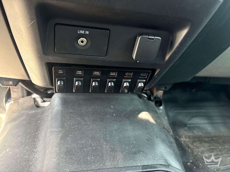 2016-ford-f150-image-18