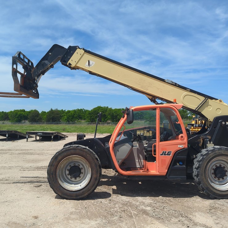 JLG 642