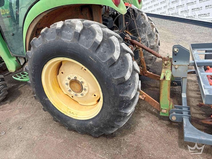 2010-john-deere-4720-image-27