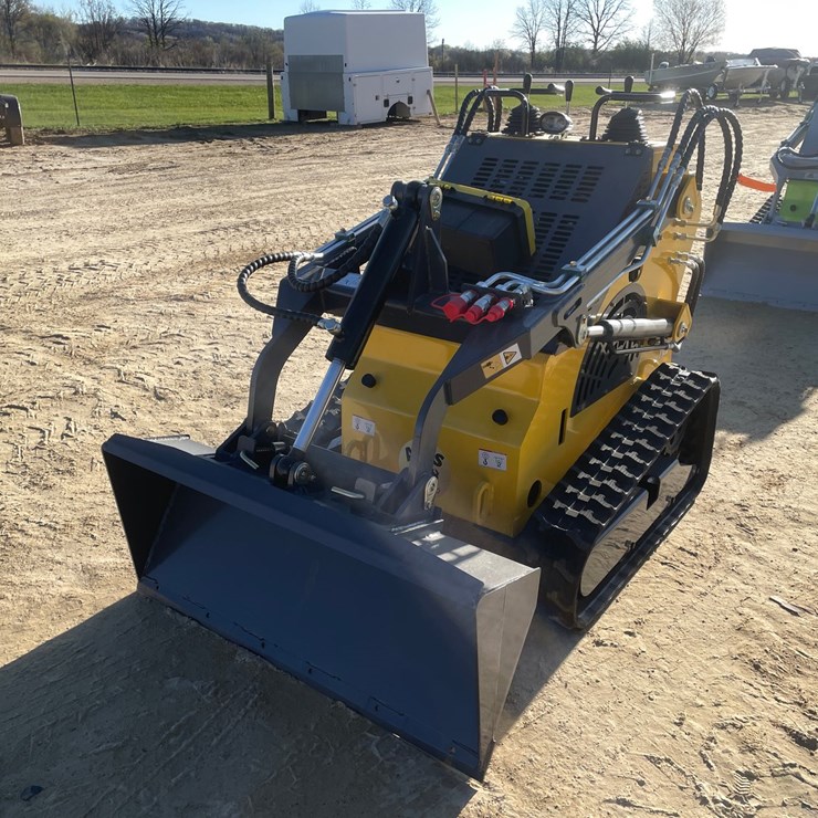 #1088 • New ATSPOWER Mini Skid Loder
