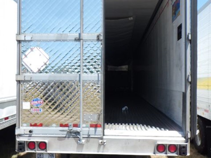 2017-utility-reefer-image-13