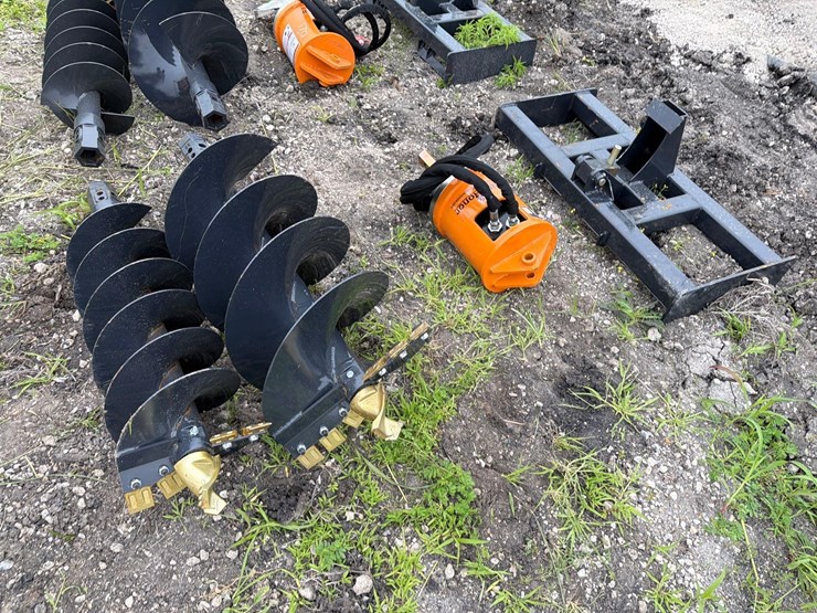 new-landhonor-sad-12-23c-auger-driver-skid-steer-attachment-image-1