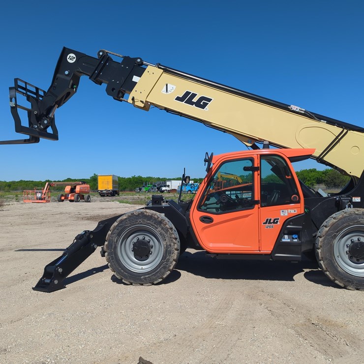 JLG 1255