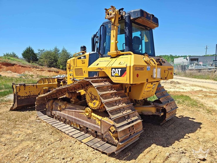 2019-caterpillar-d6n-lgp-image-4