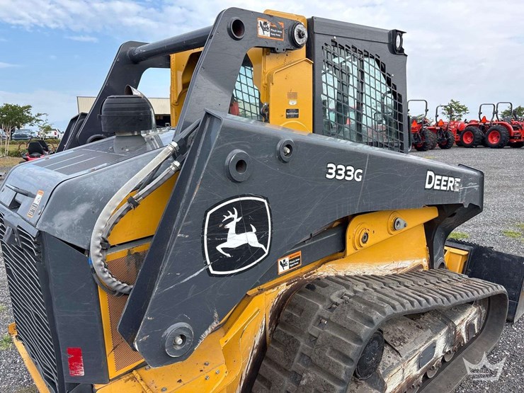 2022-deere-333g-image-14