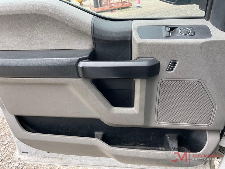 2018-ford-f350-sd-image-14
