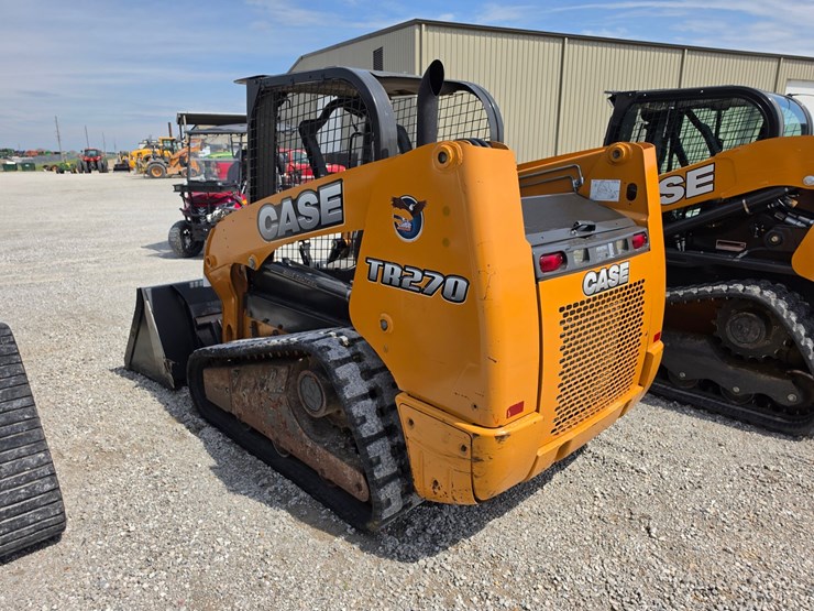 2012-case-tr270-image-18