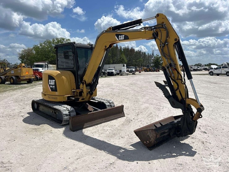 2013-caterpillar-305.5e-image-2