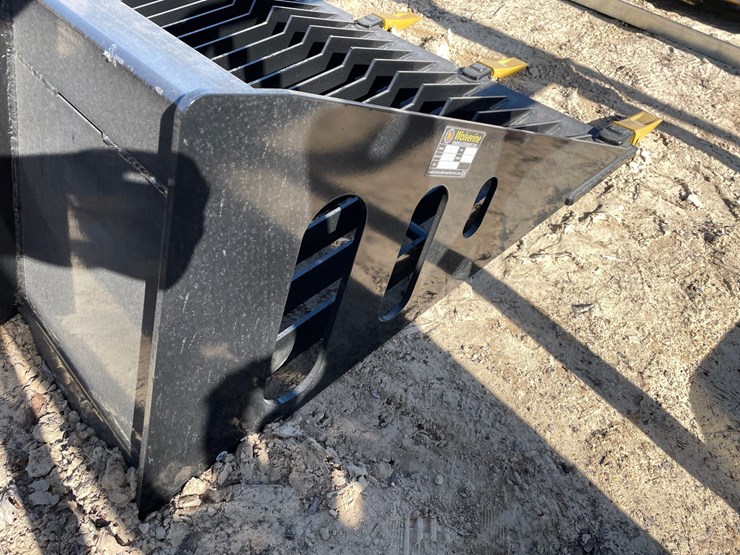 #2342-•-new-wolverine-72"-skid-steer-skelton-rock-screening-bucket-attachment-image-3