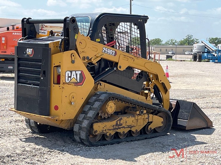 2020-caterpillar-259d3-image-2