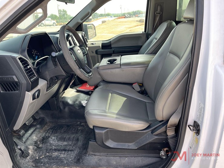 2017-ford-f150-xl-image-13