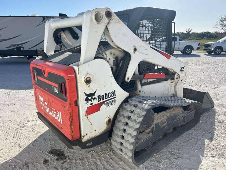2017-bobcat-t650-image-2
