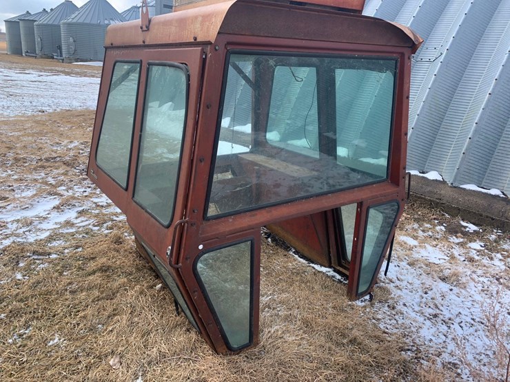 international-66-series-truck-cab-image-2