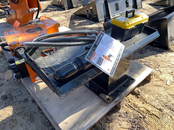 #2326-•-new-wolverine-skid-steer-post-driver-attachment-image-3