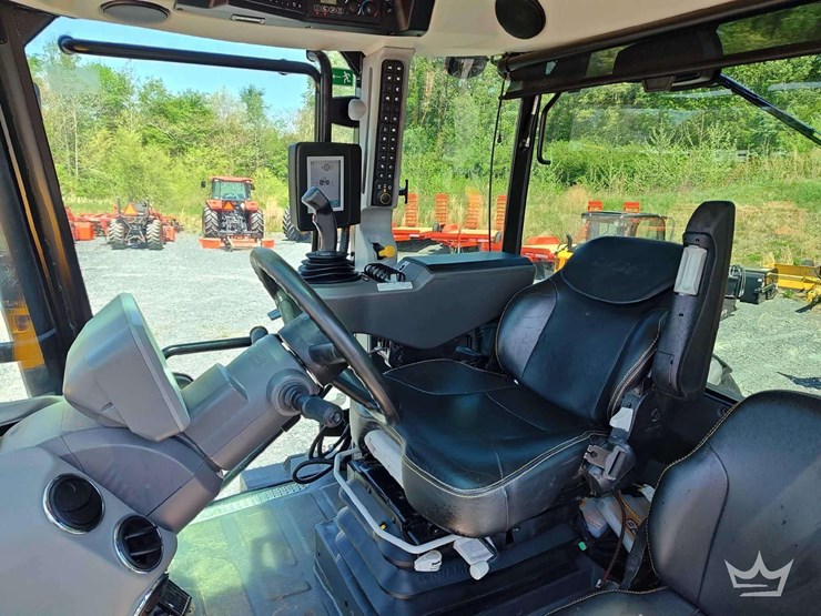 2022-jcb-fastrac-4220-image-19