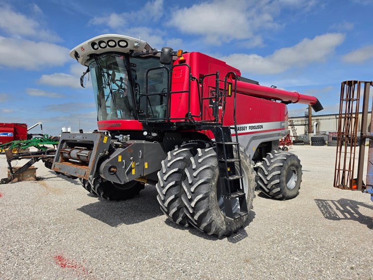 2013-massey-ferguson-9560-image-1