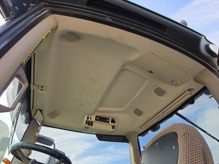 2016-john-deere-6145r-image-17