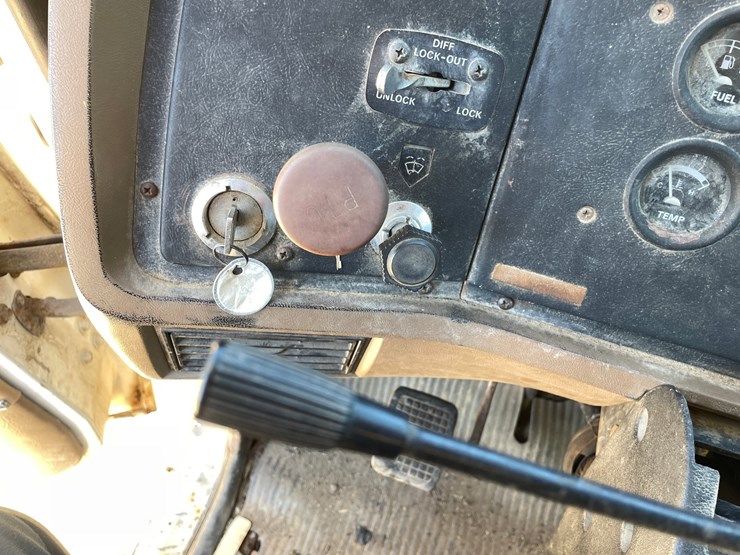 1994-ford-l8000-image-52