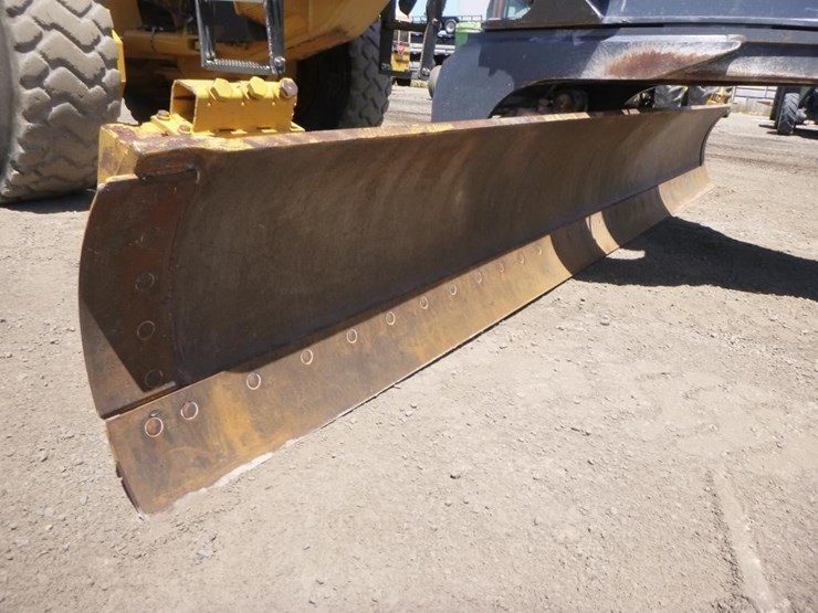 2013-deere-872gp-image-22