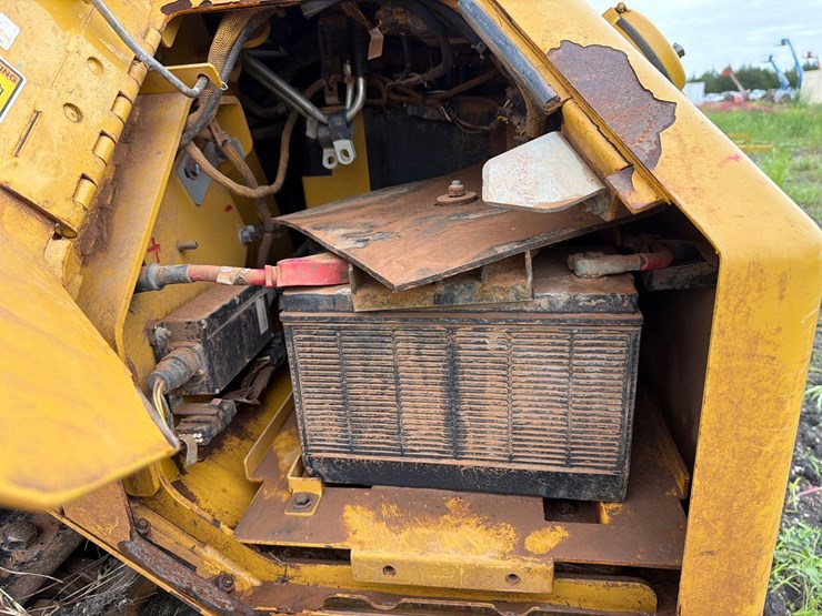 2019-caterpillar-d6n-lgp-image-19