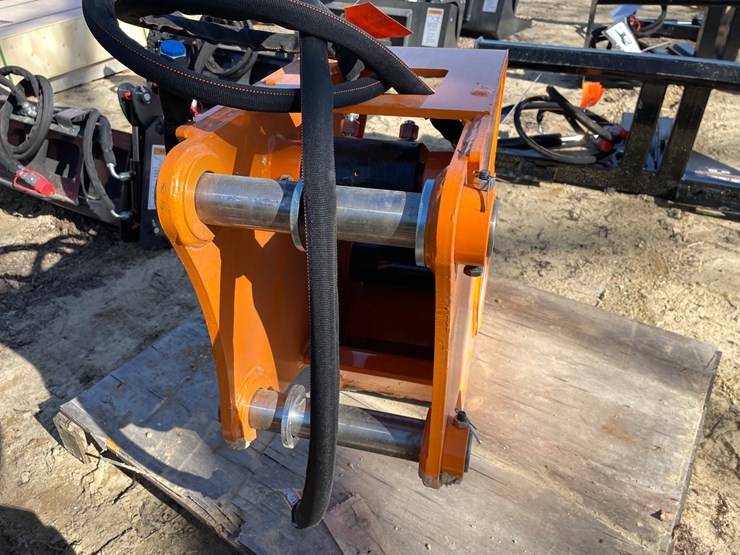 #2324-•-new-wolverine-excavator-hydraulic-clamp-image-4