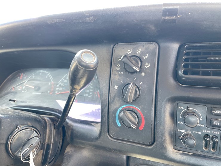 2001-dodge-ram-2500-image-64