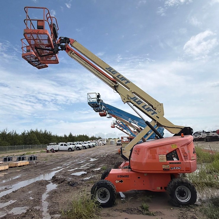 JLG 400S