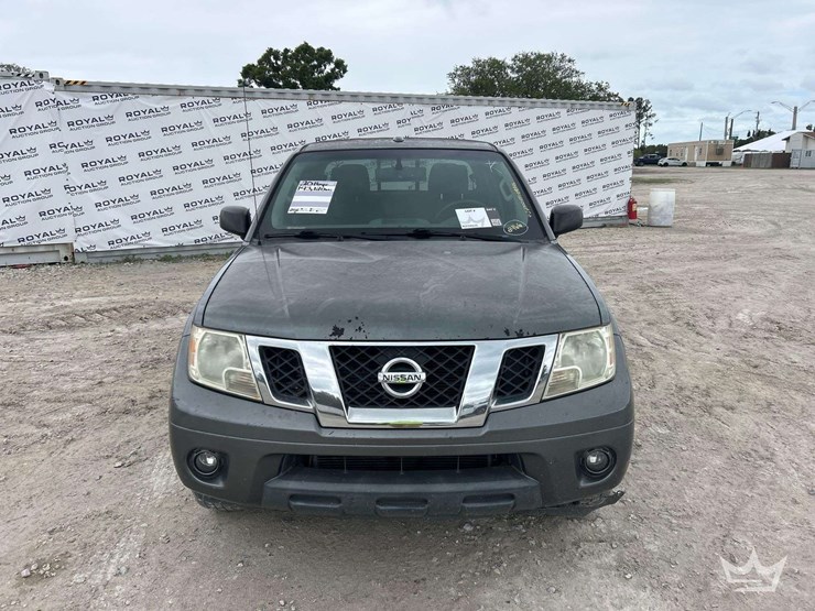 2016-nissan-frontier-image-21