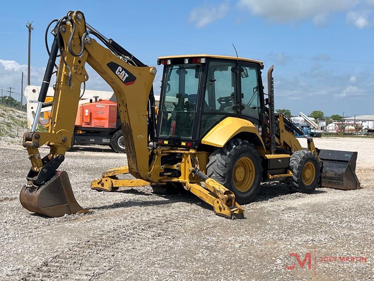 2019-caterpillar-420f2-it-image-2