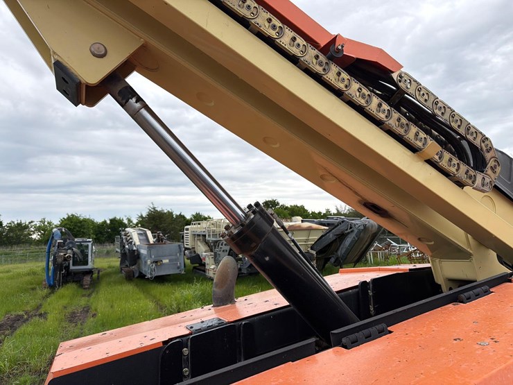 jlg-600s-image-16