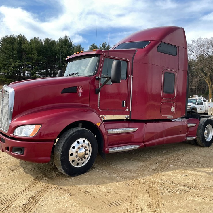 2008 KENWORTH T660