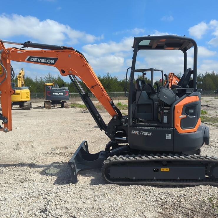 DEVELON DX35Z-7