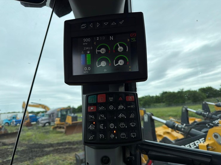 2023-deere-544p-image-20