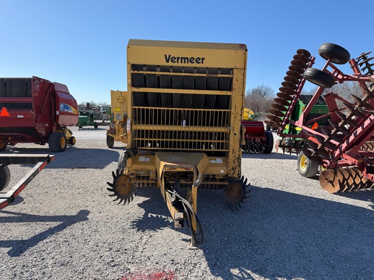 vermeer-605j-image-2