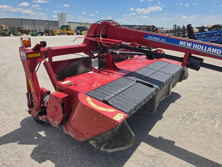 2018-new-holland-313-image-10