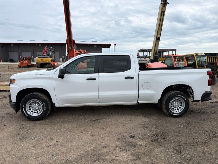 2020-chevrolet-1500-image-1