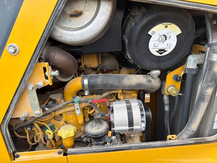 2022-deere-700l-xlt-image-20