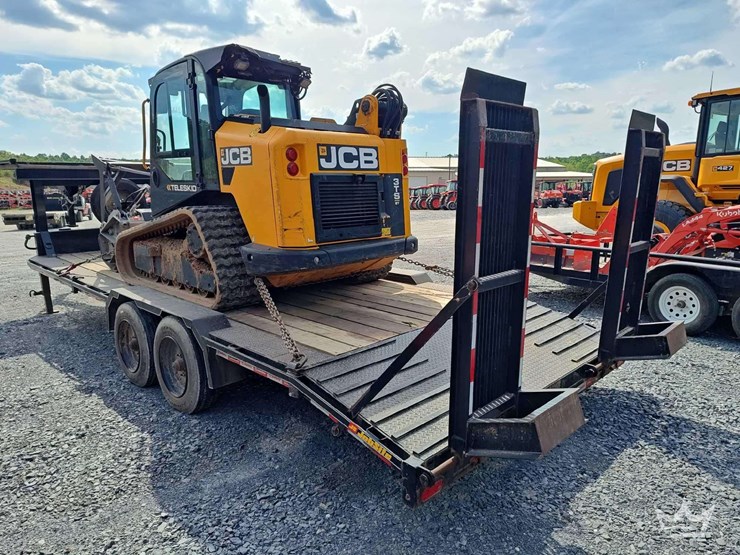 2023-jcb-3ts-8t-image-7