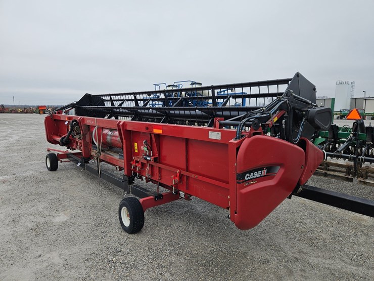 2013-case-ih-3020-image-10