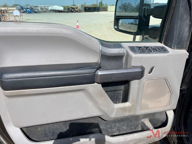 2019-ford-f250-xlt-image-23