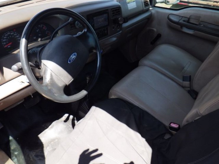 2004-ford-f250-image-13