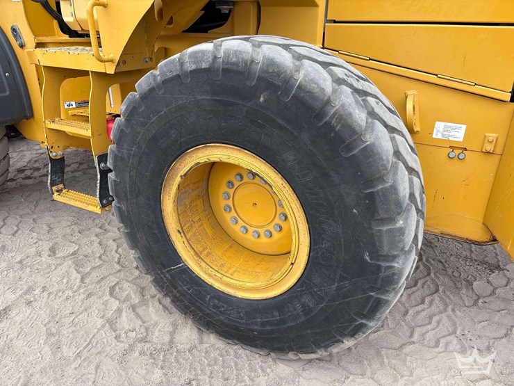 2019-deere-544l-image-48