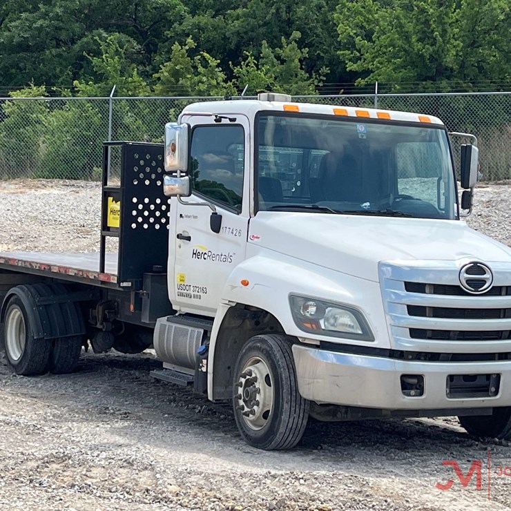2018 HINO 258ALP
